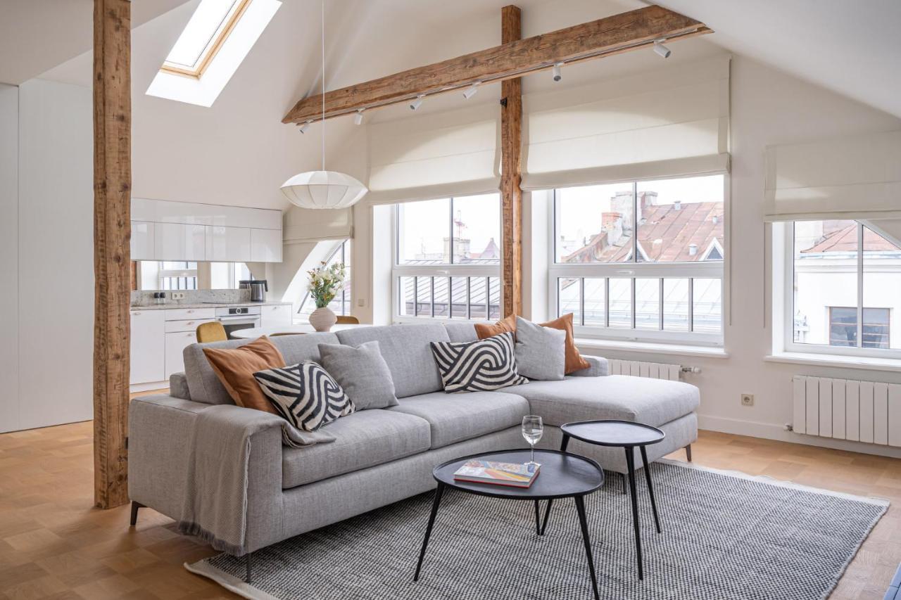 Bright Designer Apartment In City Centre Riga Exterior foto