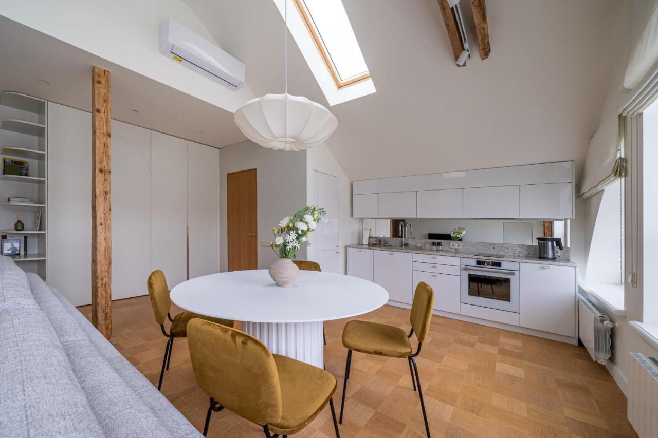 Bright Designer Apartment In City Centre Riga Exterior foto